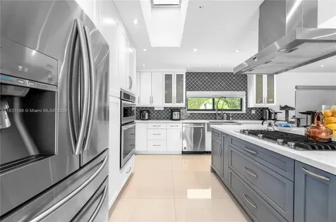 8740 SW 181st Terrace Palmetto Bay FL 33157