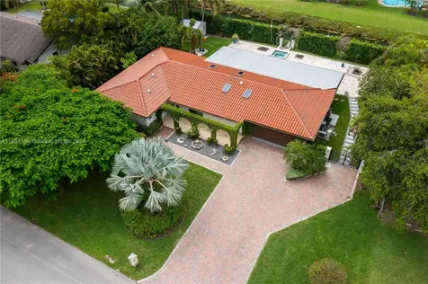 8740 SW 181st Terrace Palmetto Bay FL 33157