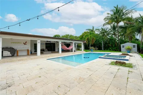 8740 SW 181st Terrace Palmetto Bay FL 33157