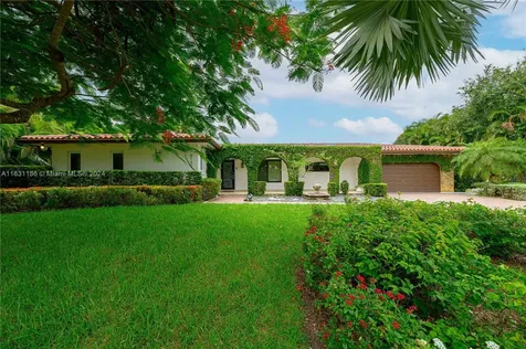 8740 SW 181st Terrace Palmetto Bay FL 33157