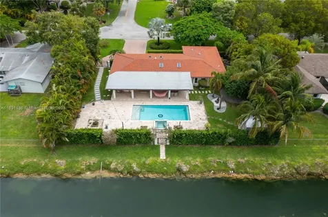 8740 SW 181st Terrace Palmetto Bay FL 33157