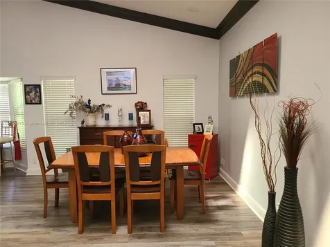 899 NW 107th Lane Coral Springs FL 33071