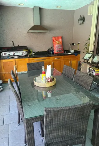 899 NW 107th Lane Coral Springs FL 33071