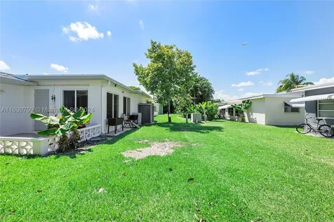 4905 NW 53rd Street Tamarac FL 33319