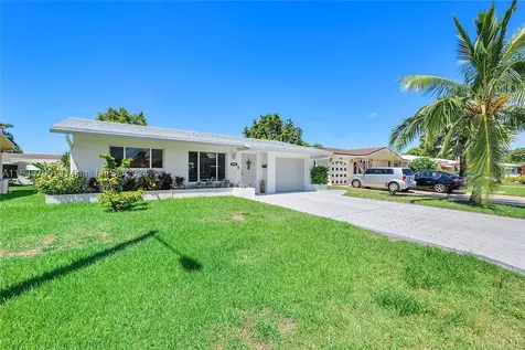 4905 NW 53rd Street Tamarac FL 33319