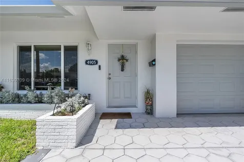 4905 NW 53rd Street Tamarac FL 33319