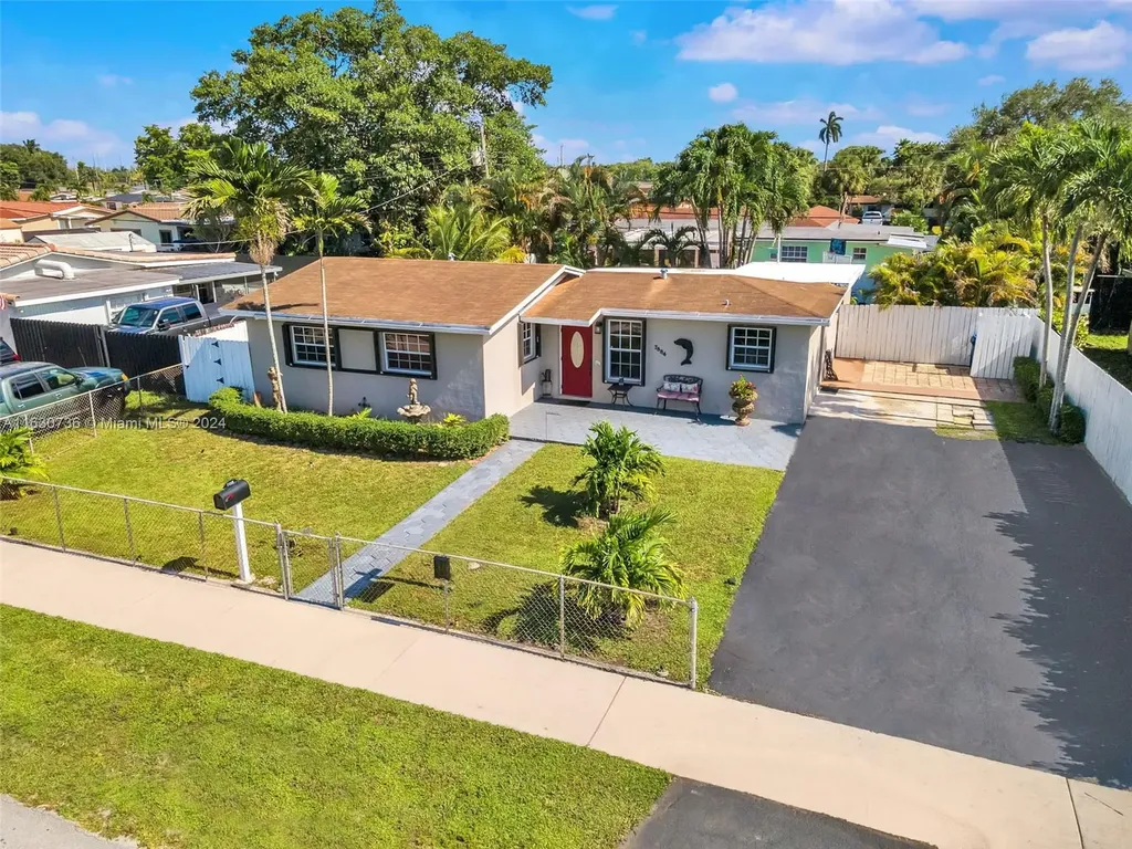 7884 NW 175th Street Hialeah FL 33015