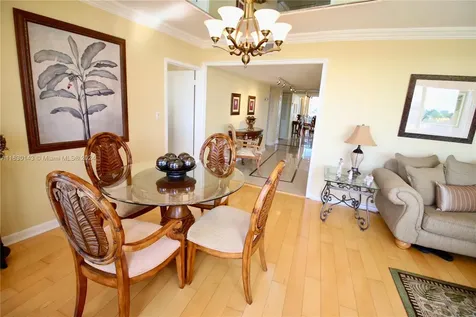 900 Bay Drive Miami Beach FL 33141