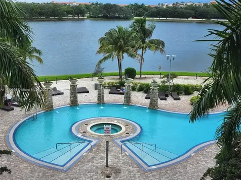 2641 N Flamingo Road Sunrise FL 33323