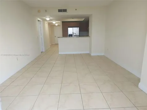 2641 N Flamingo Road Sunrise FL 33323