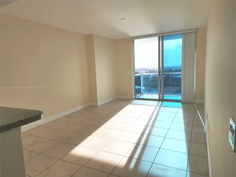 2641 N Flamingo Road Sunrise FL 33323