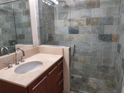 2641 N Flamingo Road Sunrise FL 33323