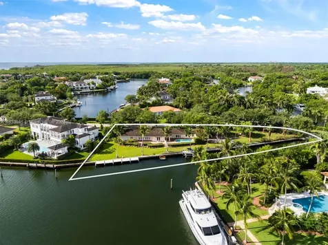 695 Solano Prado Coral Gables FL 33156
