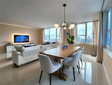 3505 S Ocean Drive Hollywood FL 33019