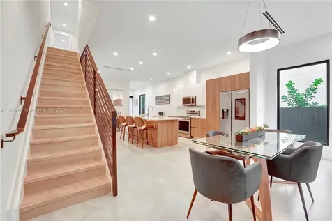 1120 NE 10th Avenue Fort Lauderdale FL 33304