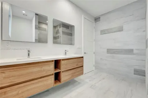 1120 NE 10th Avenue Fort Lauderdale FL 33304