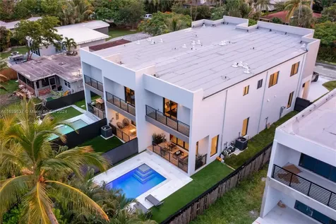 1120 NE 10th Avenue Fort Lauderdale FL 33304