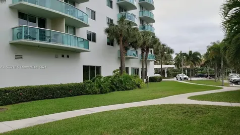 19380 Collins Avenue Sunny Isles Beach FL 33160