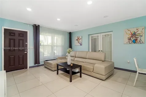 216 SW 6th Street Hallandale Beach FL 33009