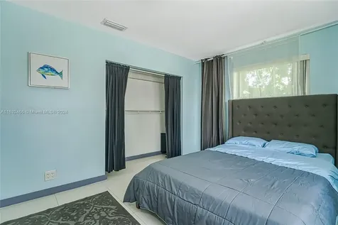 216 SW 6th Street Hallandale Beach FL 33009