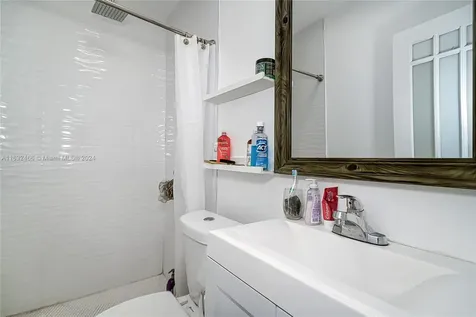 216 SW 6th Street Hallandale Beach FL 33009