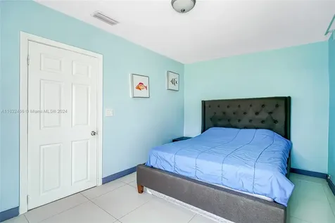 216 SW 6th Street Hallandale Beach FL 33009