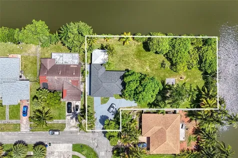 216 SW 6th Street Hallandale Beach FL 33009