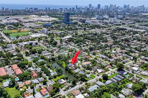 216 SW 6th Street Hallandale Beach FL 33009