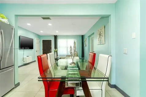 216 SW 6th Street Hallandale Beach FL 33009