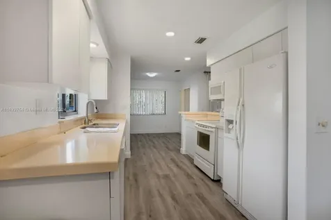 9433 Chelsea Drive S Plantation FL 33324
