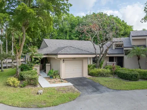 9433 Chelsea Drive S Plantation FL 33324