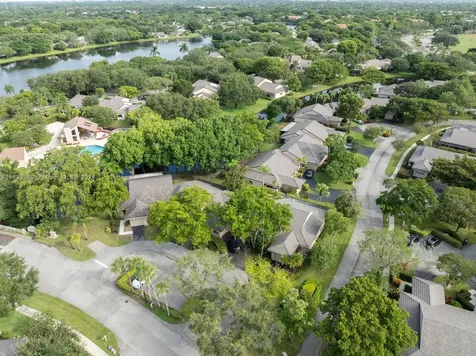 9433 Chelsea Drive S Plantation FL 33324