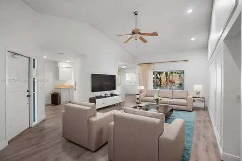 9433 Chelsea Drive S Plantation FL 33324