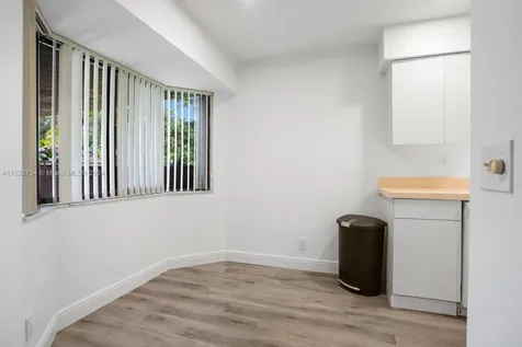 9433 Chelsea Drive S Plantation FL 33324