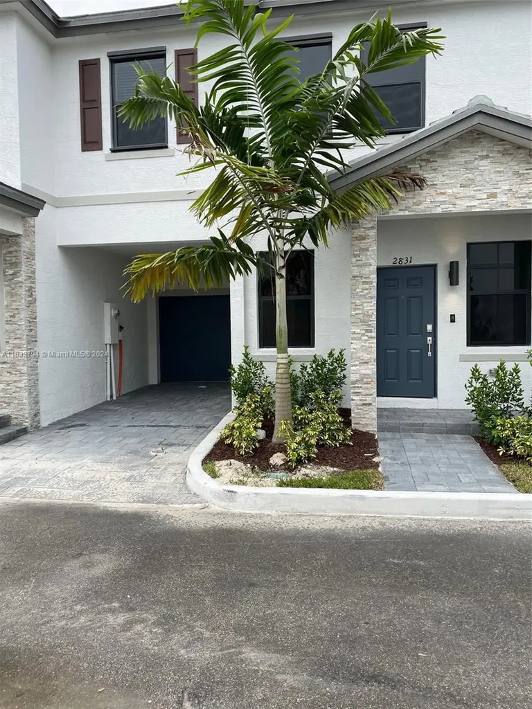 2831 SW 16th Terrace Fort Lauderdale FL 33315