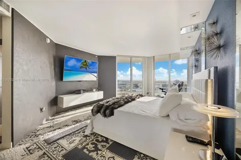 7000 Island Boulevard Aventura FL 33160