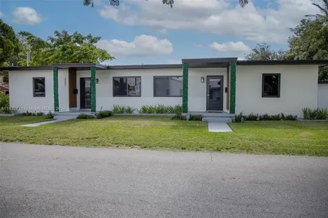 2353 SW 31st Avenue Miami FL 33145