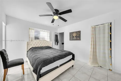 2301 SW 4th Avenue Miami FL 33129