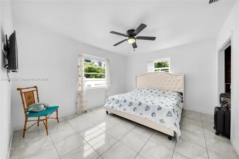 2301 SW 4th Avenue Miami FL 33129