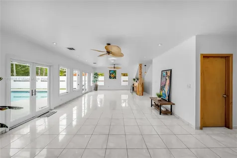 2301 SW 4th Avenue Miami FL 33129