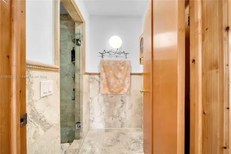 2301 SW 4th Avenue Miami FL 33129