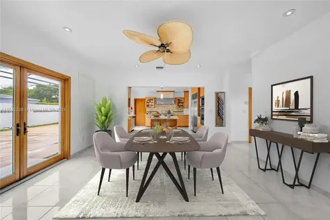 2301 SW 4th Avenue Miami FL 33129