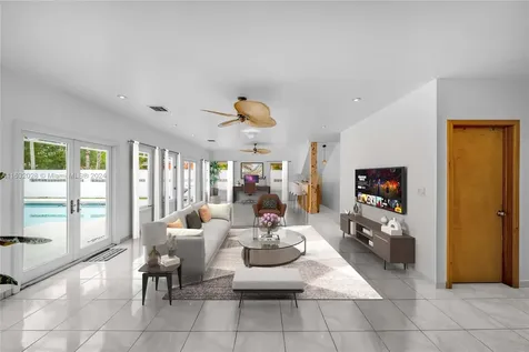 2301 SW 4th Avenue Miami FL 33129