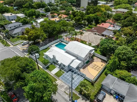 2301 SW 4th Avenue Miami FL 33129