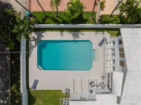 2301 SW 4th Avenue Miami FL 33129