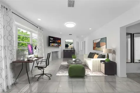 2301 SW 4th Avenue Miami FL 33129