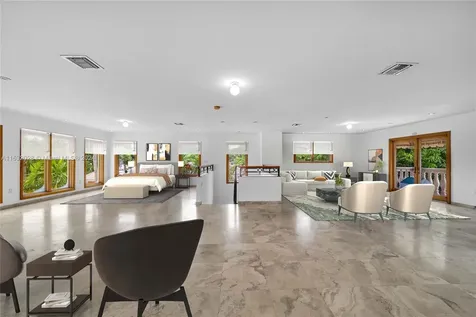 2301 SW 4th Avenue Miami FL 33129