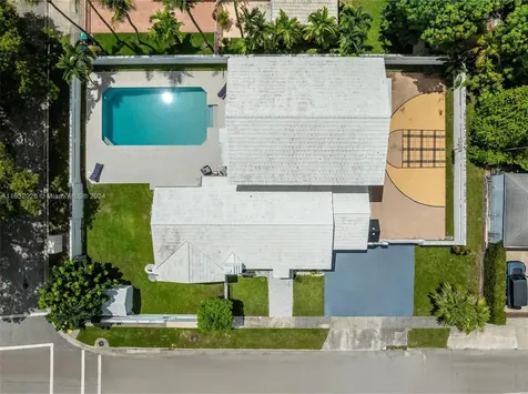 2301 SW 4th Avenue Miami FL 33129