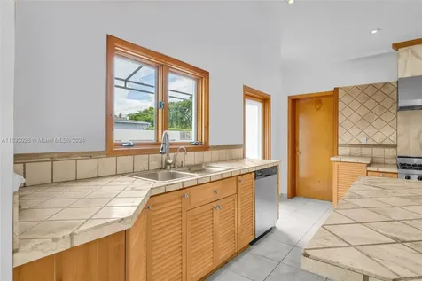 2301 SW 4th Avenue Miami FL 33129