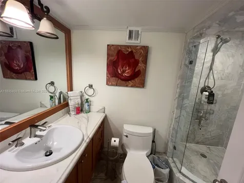 100 Lincoln Road Miami Beach FL 33139